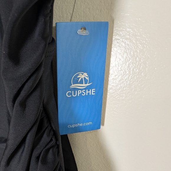 Cupshe NWT Square Neck One Piece Swimsuit Black L Tummy Control Cutout Back - Picture 4 of 7